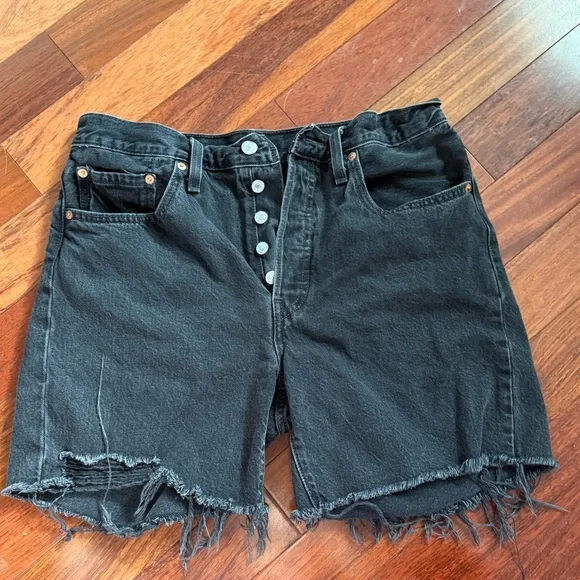 Levi’s Denim Shorts - Picture 1 of 5